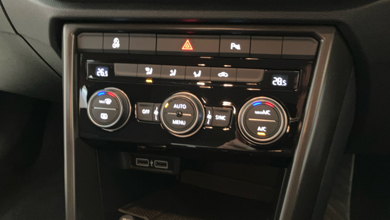 Volkswagen T-Roc 1.5 TSI EVO SE 5dr DSG Petrol Hatchback